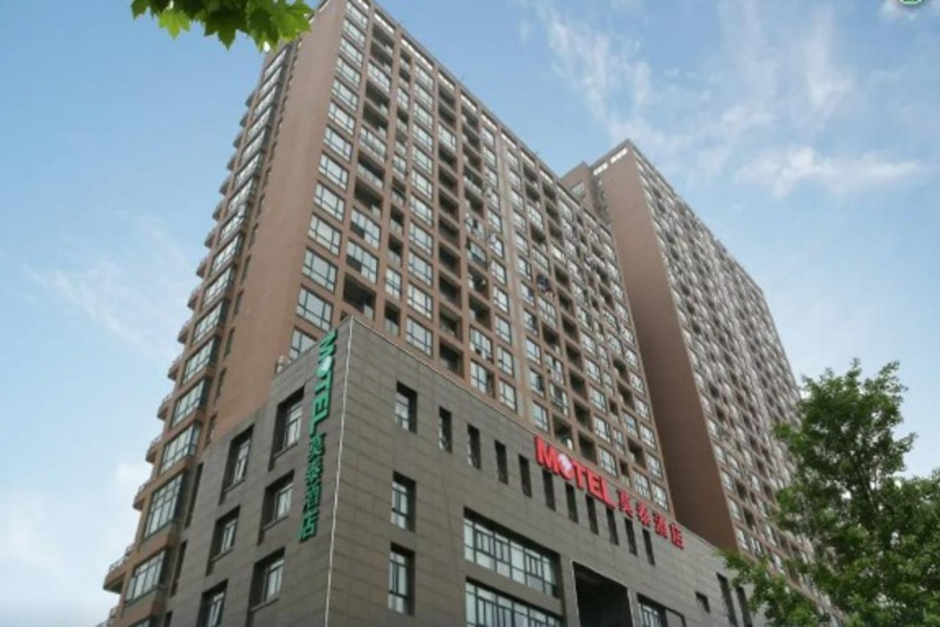Motel 168 (Hangzhou Leyuan Xianghu Metro Station) 2/8