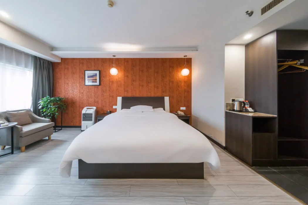 Fairyland Hotel (Kunming Nanping Pedestrian Street Baida) 14/42