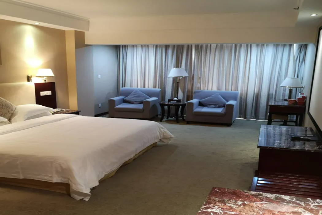 Junyi Longteng Hotel 7/8
