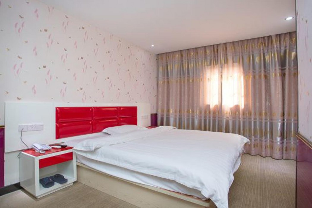 Aiyi Business Hotel 18/28