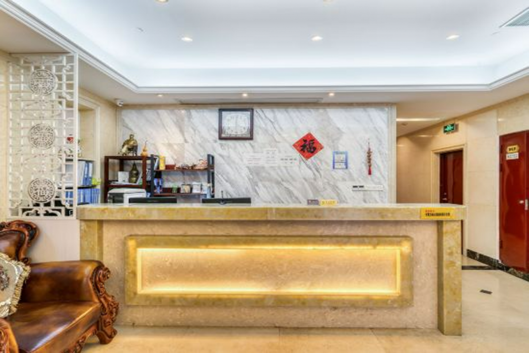 Yongle Hotel 8/13
