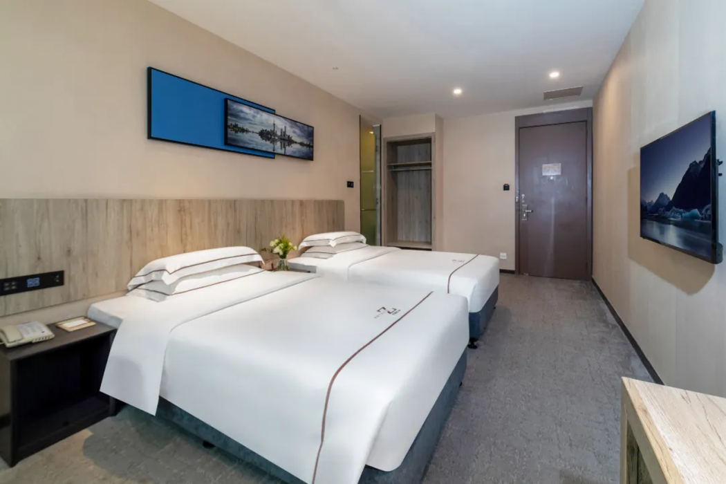 Z Hotel (Shenzhen Xiangmihu) 4/12