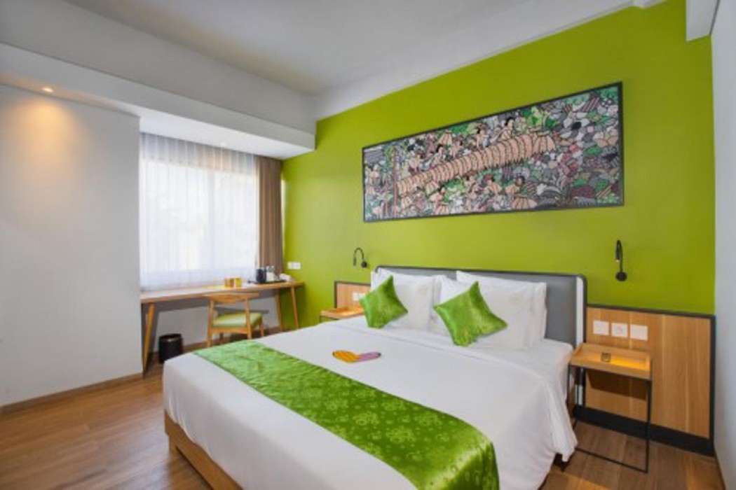 RV Hotel Gianyar 12/35