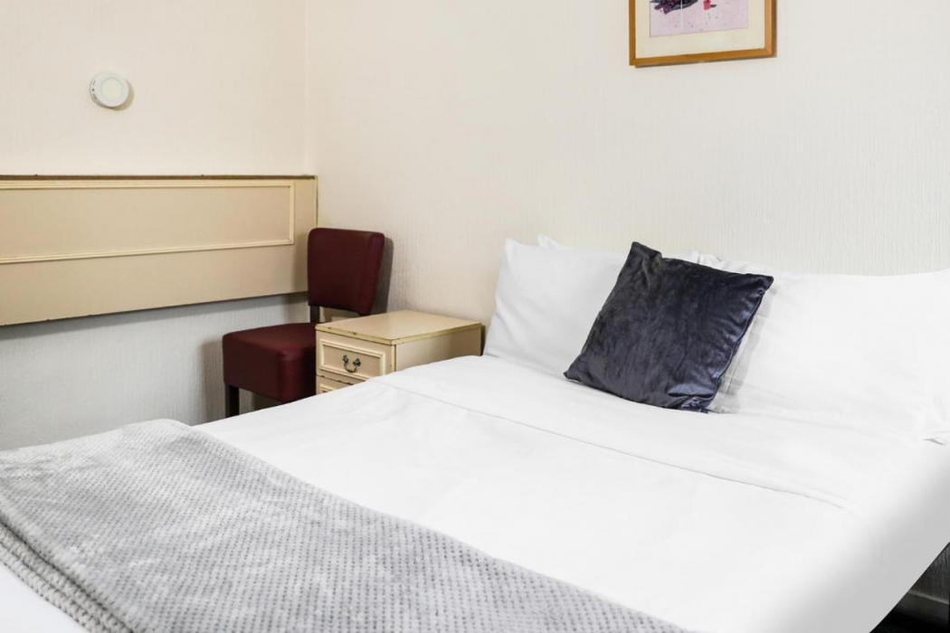Hotel 346 9/49