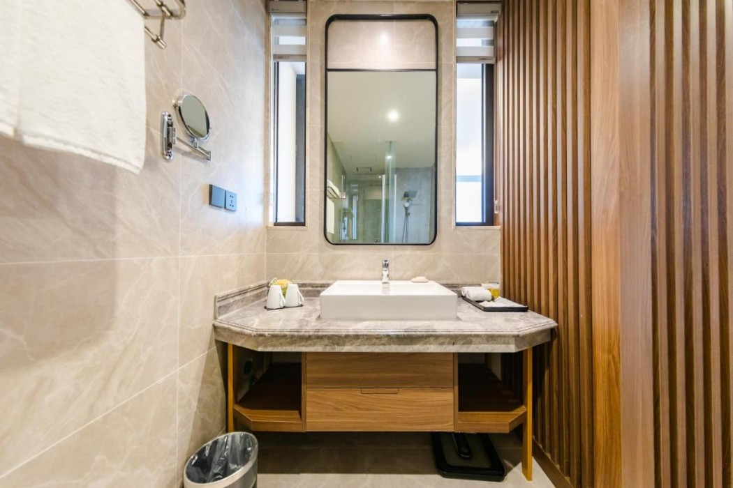 Muong Thanh Luxury Ha Long Center 15/37