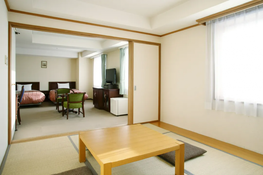 Hyper Hotel Chitose (ex Chitose Station Hotel) 19/57
