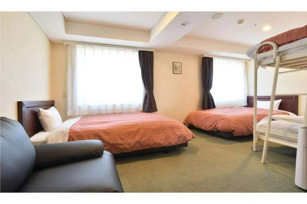 Hyper Hotel Chitose (ex Chitose Station Hotel) 18/57