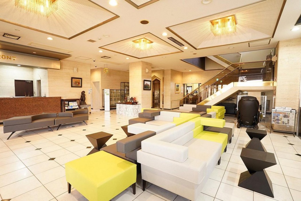 Hotel Okura 5/33