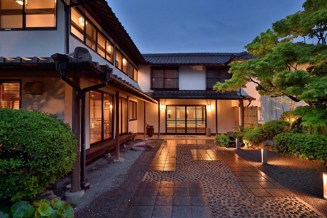 Nakoikan Oama Onsen 1/14