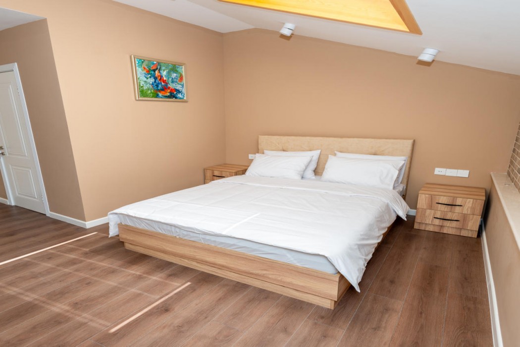 OLF Hotel 23/69