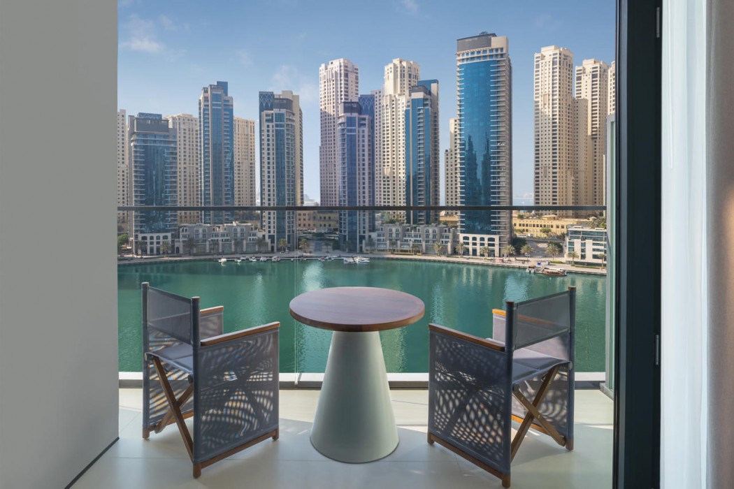 Vida Dubai Marina Yacht Club 11/68