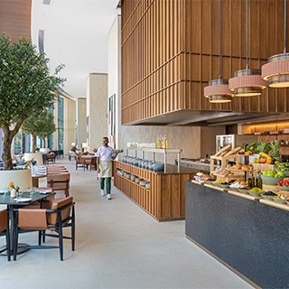 Vida Dubai Marina Yacht Club 40/68