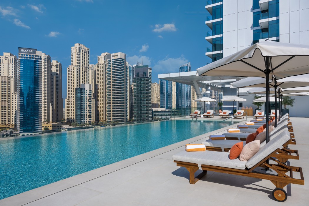 Vida Dubai Marina Yacht Club 43/68
