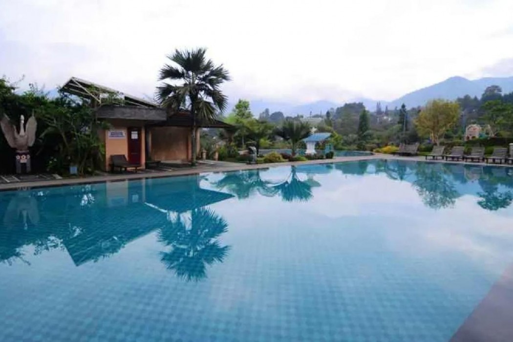 Seruni Hotel Hobbit House 14/26