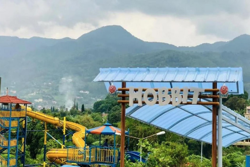 Seruni Hotel Hobbit House 15/26