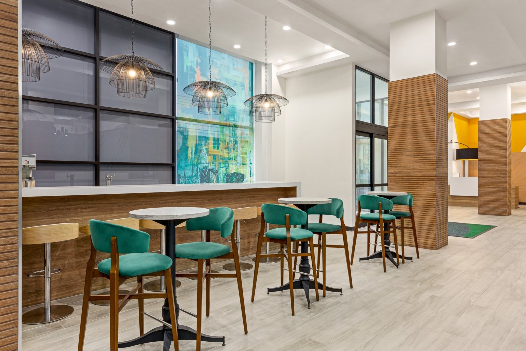 Holiday Inn Long Island City - LaGuardia West 4/5