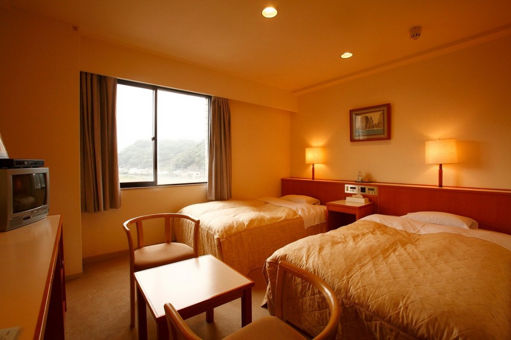 Matsuura City Hotel 7/40