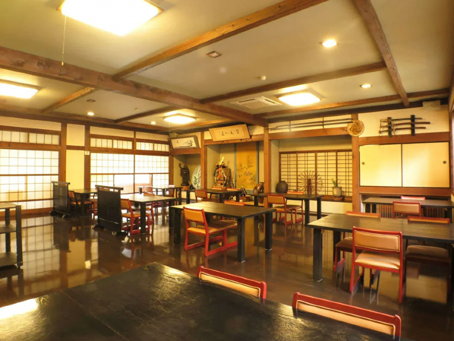 Shirataki Hotel 8/39