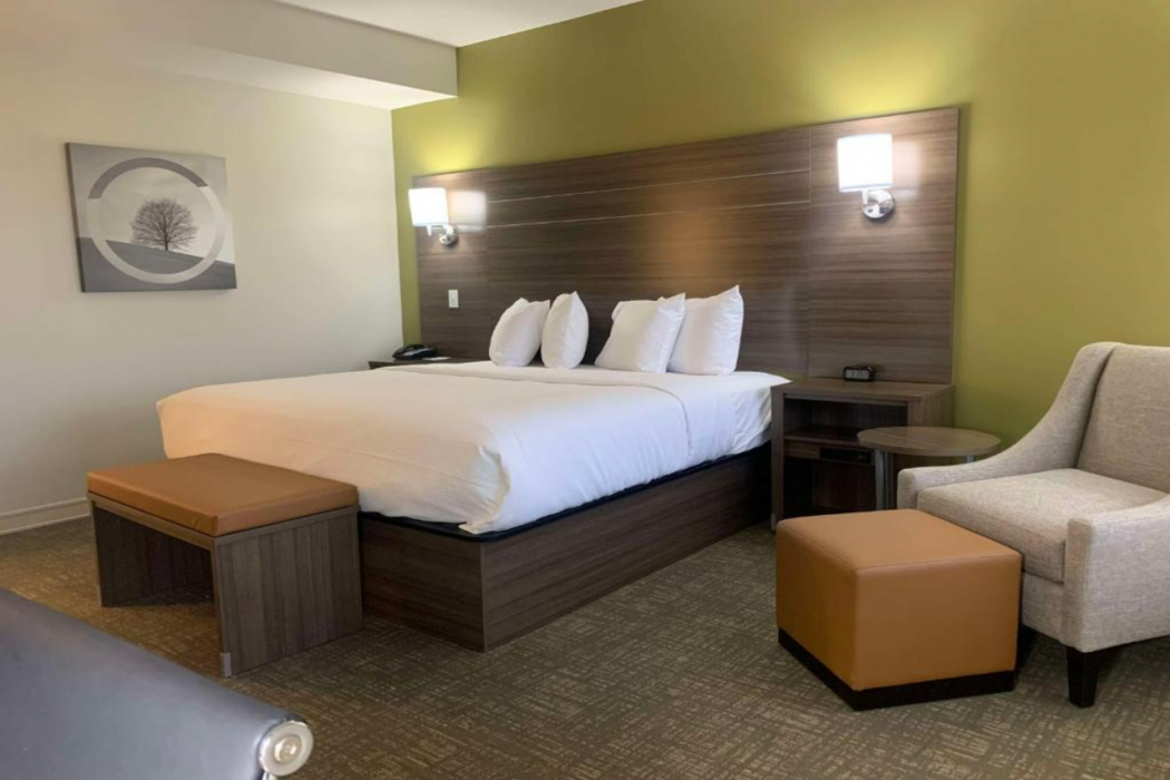Best Western Plus Horseheads Inn Suites 8/19