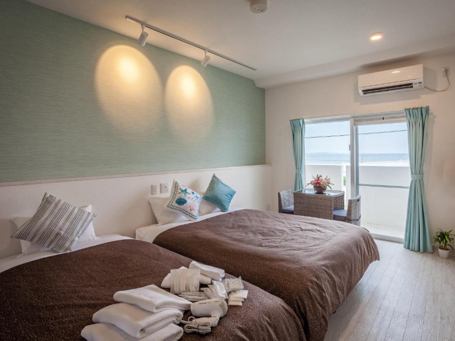 Kariyushi Condominium Resort Yonabaru SUNRIZE OCEAN 5/21
