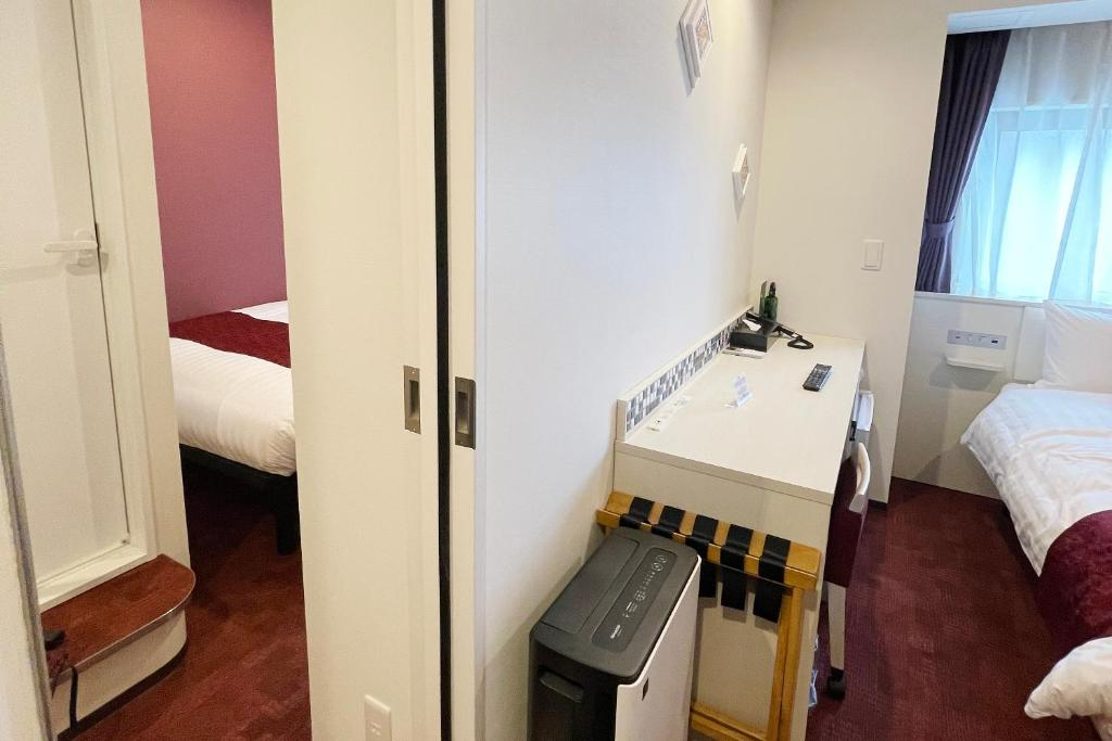 Asta Hotel 12/41