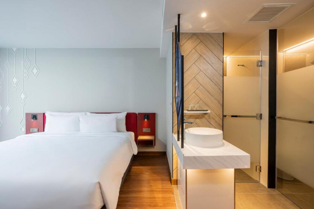 Centara Life Hotel Bangkok Phra Nakhon 12/67
