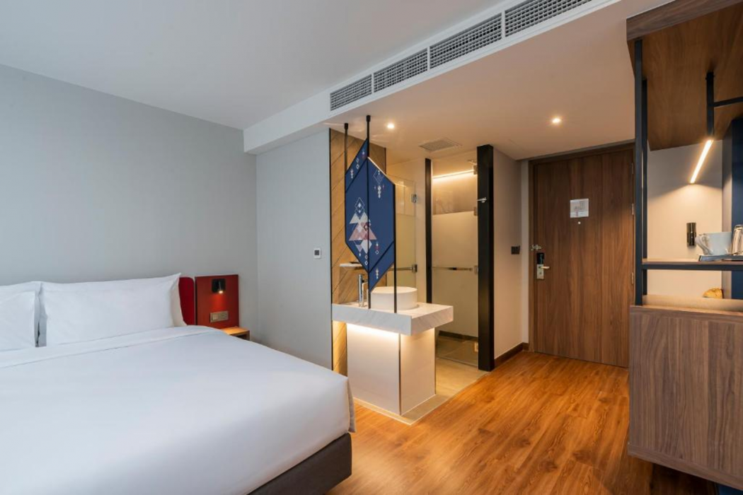 Centara Life Hotel Bangkok Phra Nakhon 11/67