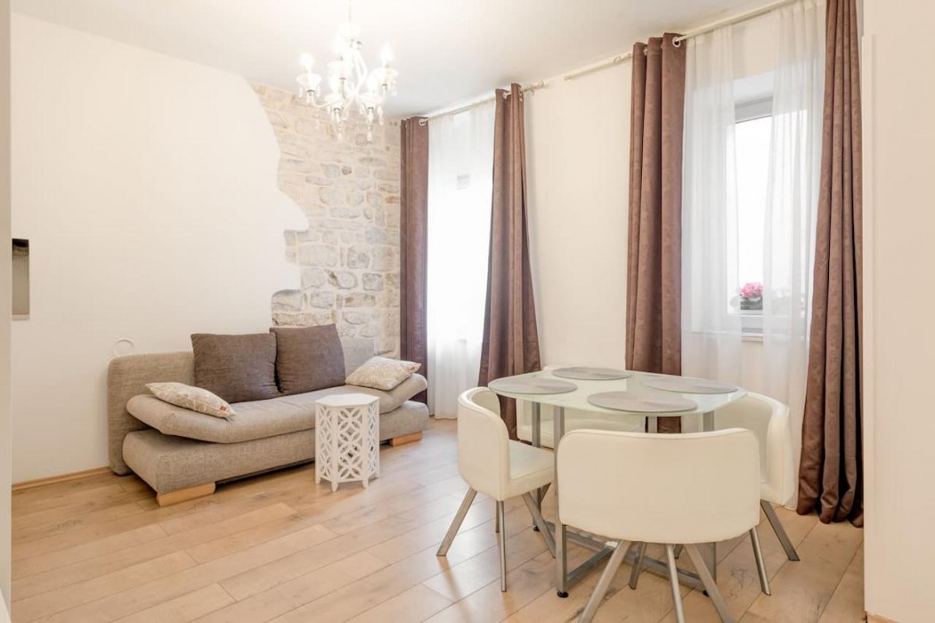 Aurum Templi Suites 23/58