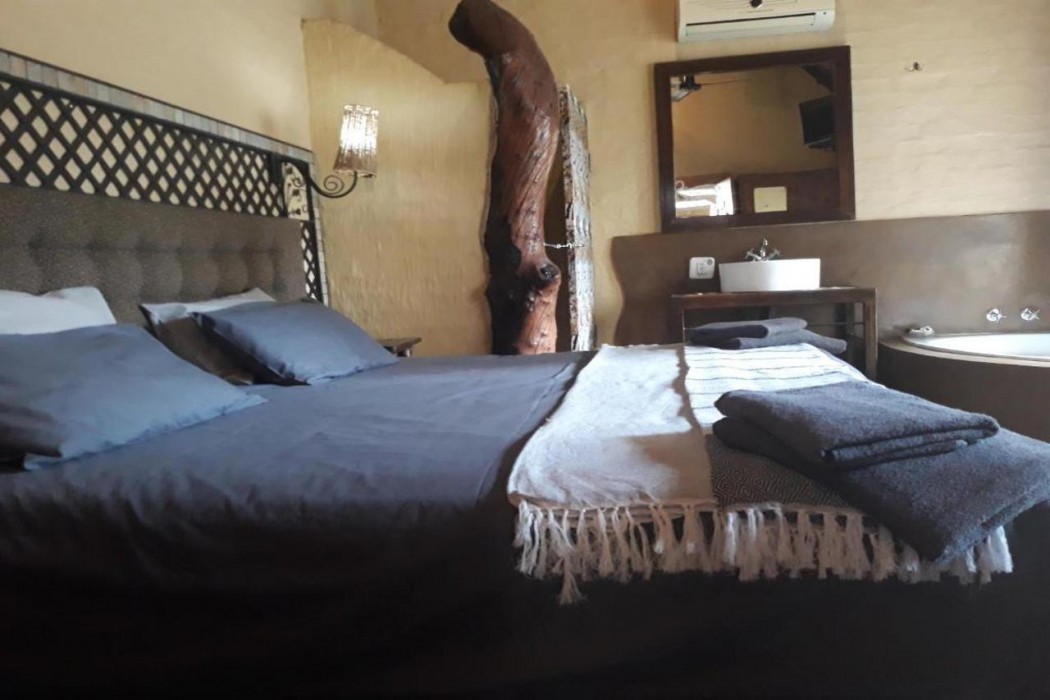 African Silhouette Guesthouse 15/62