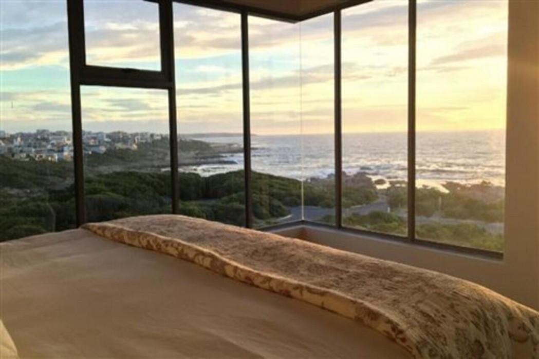 Marine 5 Boutique Hotel 4/12