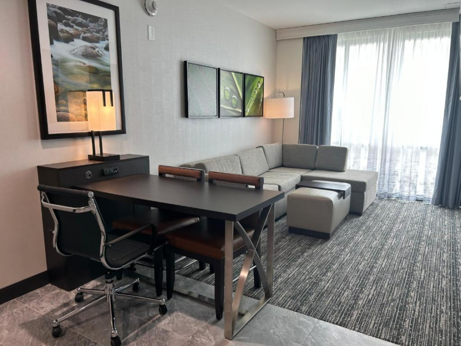 Embassy Suites by Hilton Alpharetta Halcyon 13/49