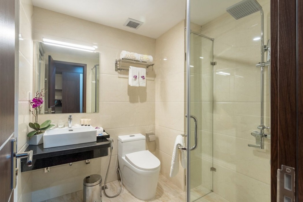 Pearl Hotel Tuan Chau 4/10