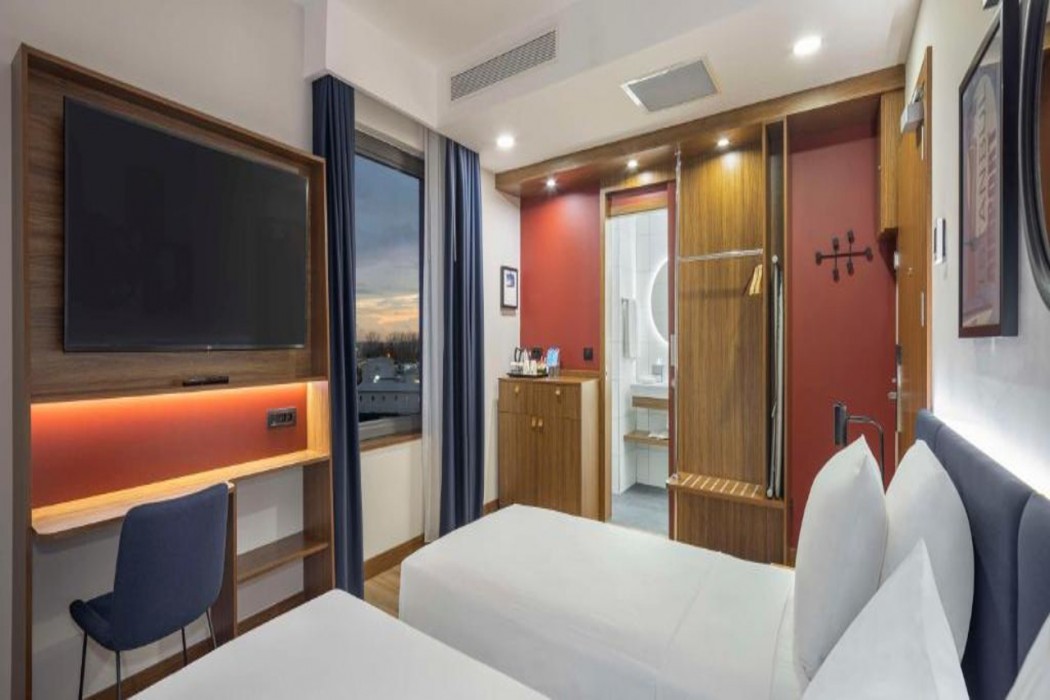 Hampton by Hilton Istanbul Arnavutkoy 11/43