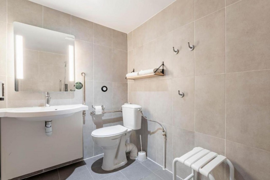 B&B HOTEL Valenciennes Sud 3 etoiles 7/46