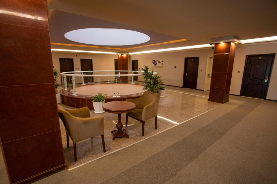 Halwachy Hotel 7/63