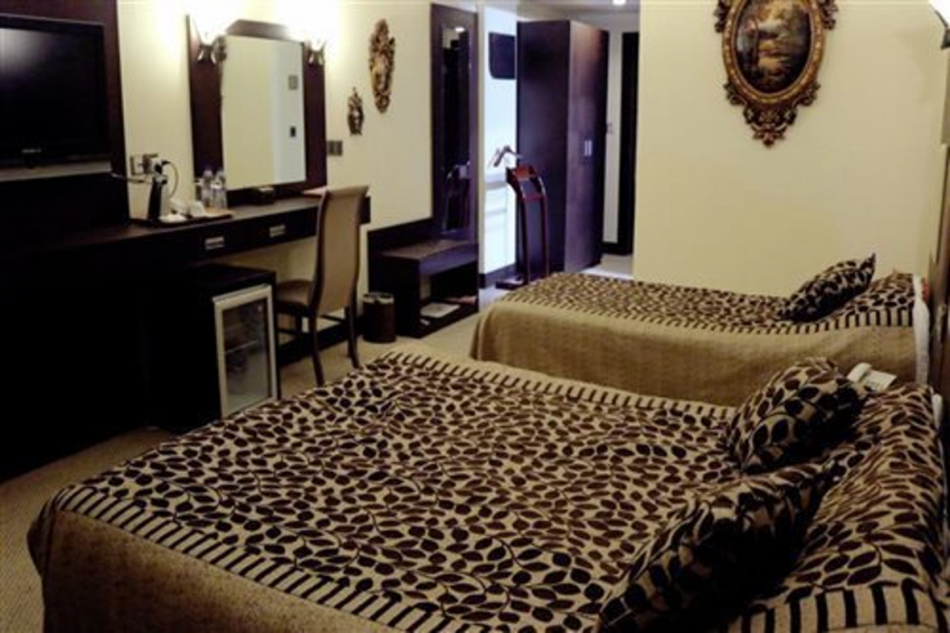 Room at Dilshad Palace, Duhok