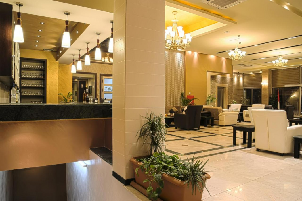 Asenappar Hotel 7/65