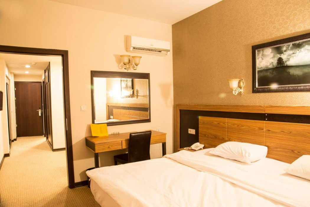 Asenappar Hotel 22/65