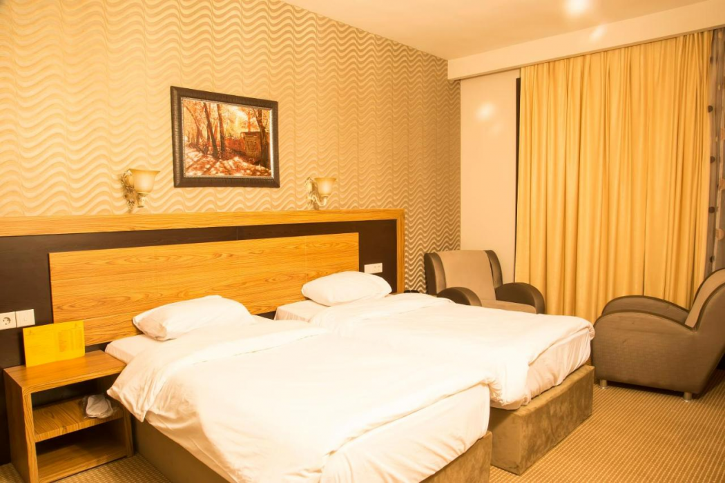 Asenappar Hotel 21/65