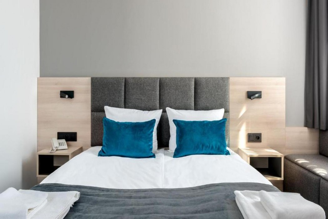 Korona Hotel Wroclaw Market Square 8/29