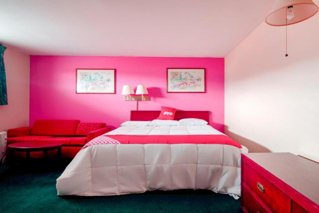 Hotel Dalton PA I-81 8/46