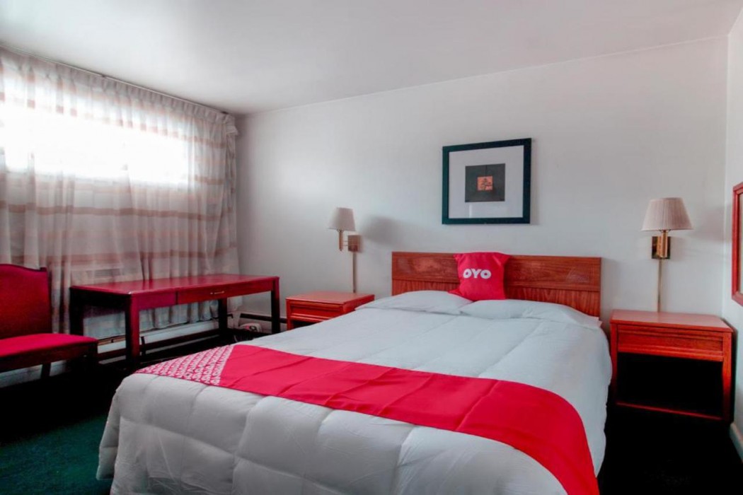Hotel Dalton PA I-81 7/46