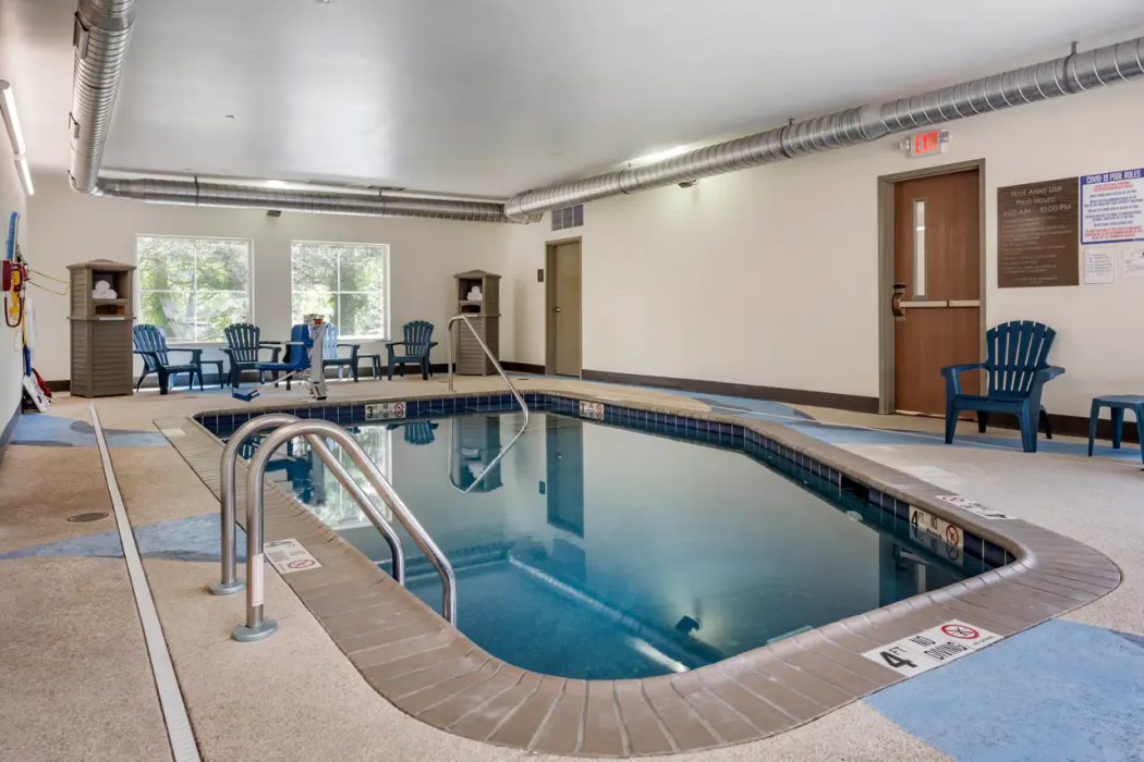 Comfort Inn Connellsville Riverview 13/23