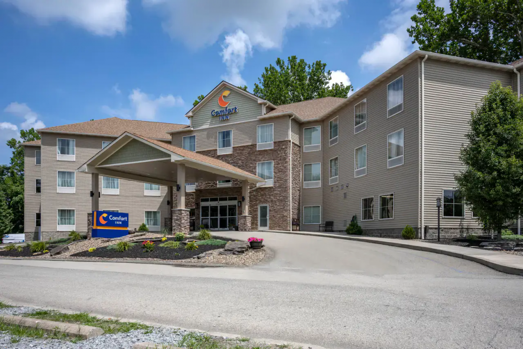 Comfort Inn Connellsville Riverview 1/23