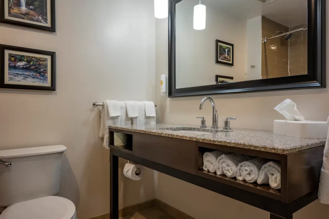 Comfort Inn Connellsville Riverview 7/23