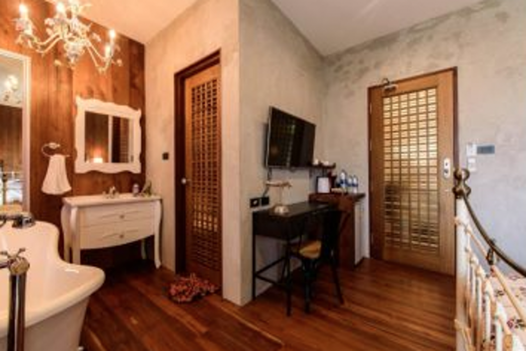 Roomquest Rimrabeang At Amphawa 10/56