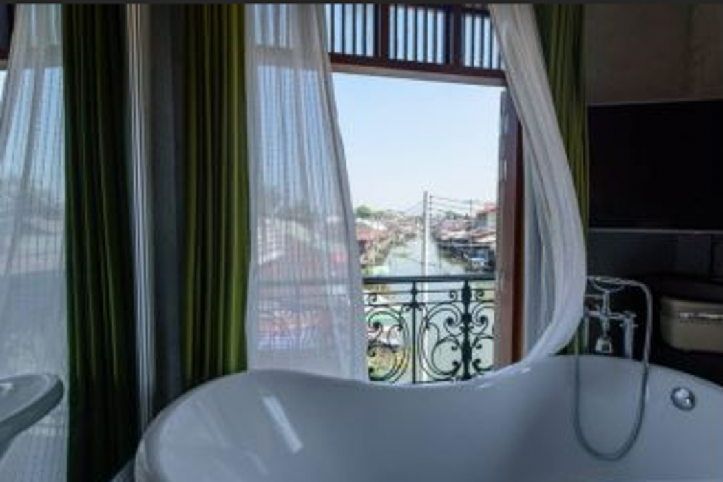 Roomquest Rimrabeang At Amphawa 6/56