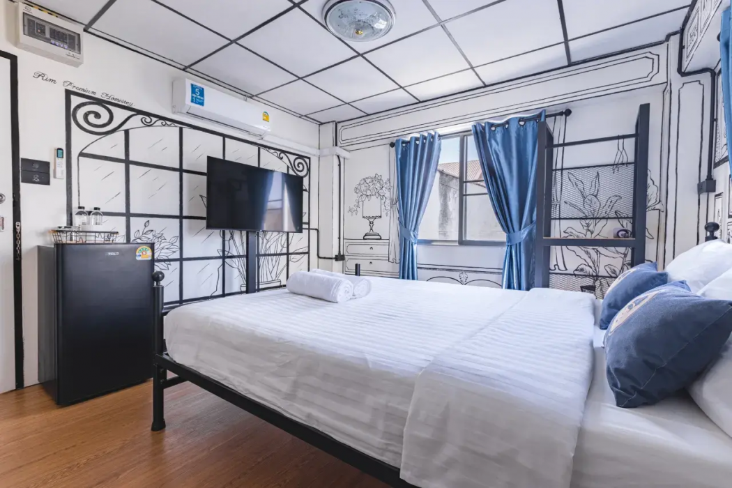 RoomQuest Chiang Mai Tha Phae 12/36