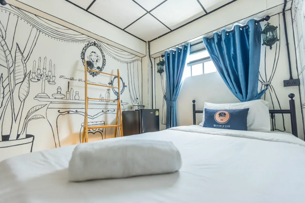RoomQuest Chiang Mai Tha Phae 8/36