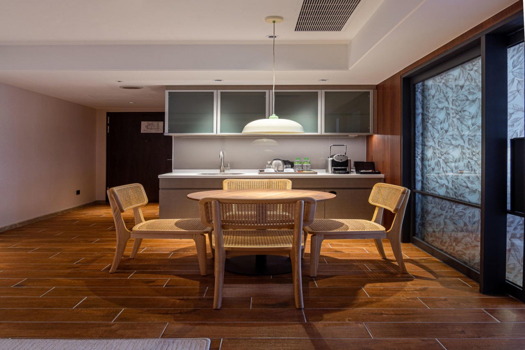 Kilin Hotel JiaoXi 35/95
